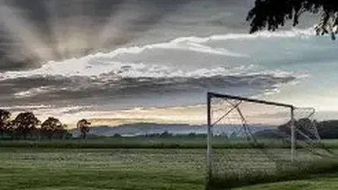 楊冪主演離婚劇，馮紹峰等前夫加盟，三部劇連敗引媒體關注